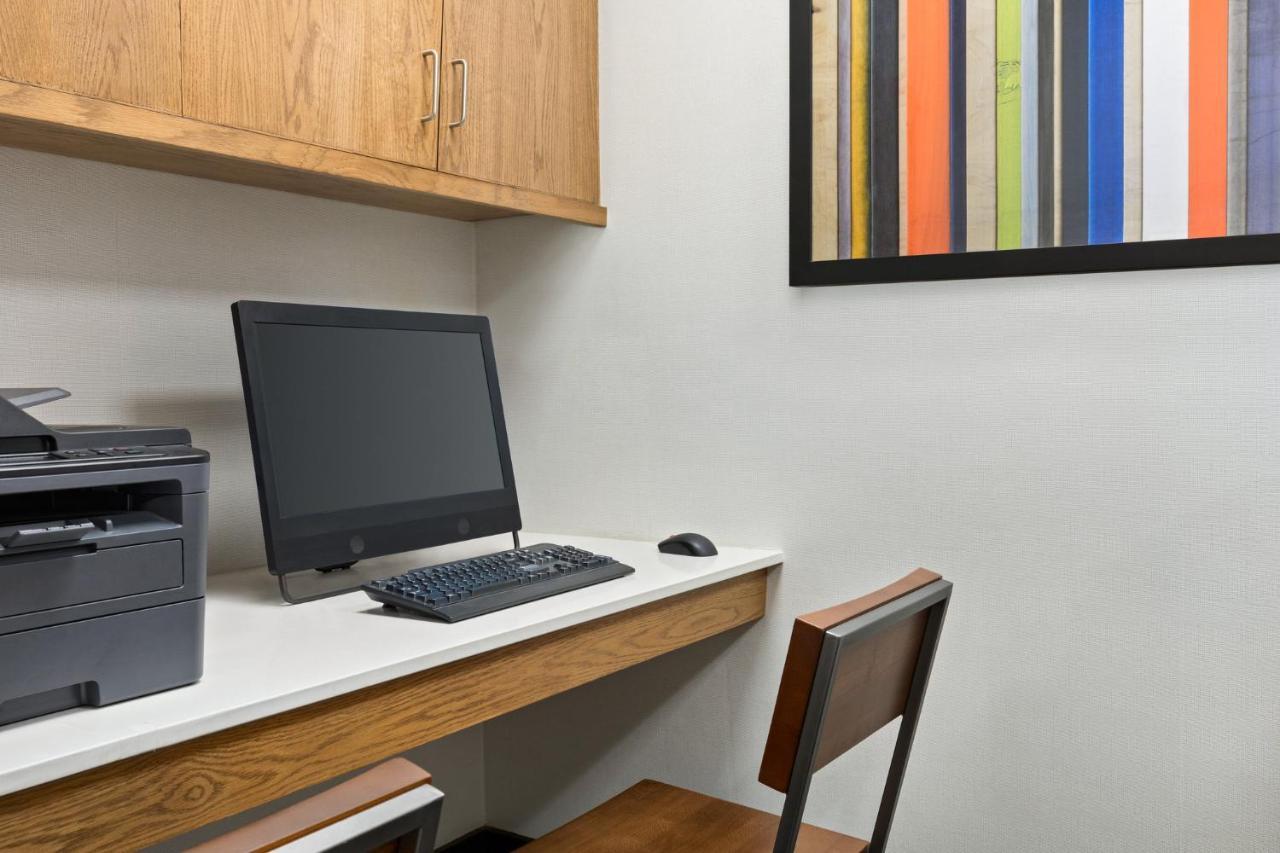 Holiday Inn Express & Suites Greenville-Downtown By Ihg Buitenkant foto
