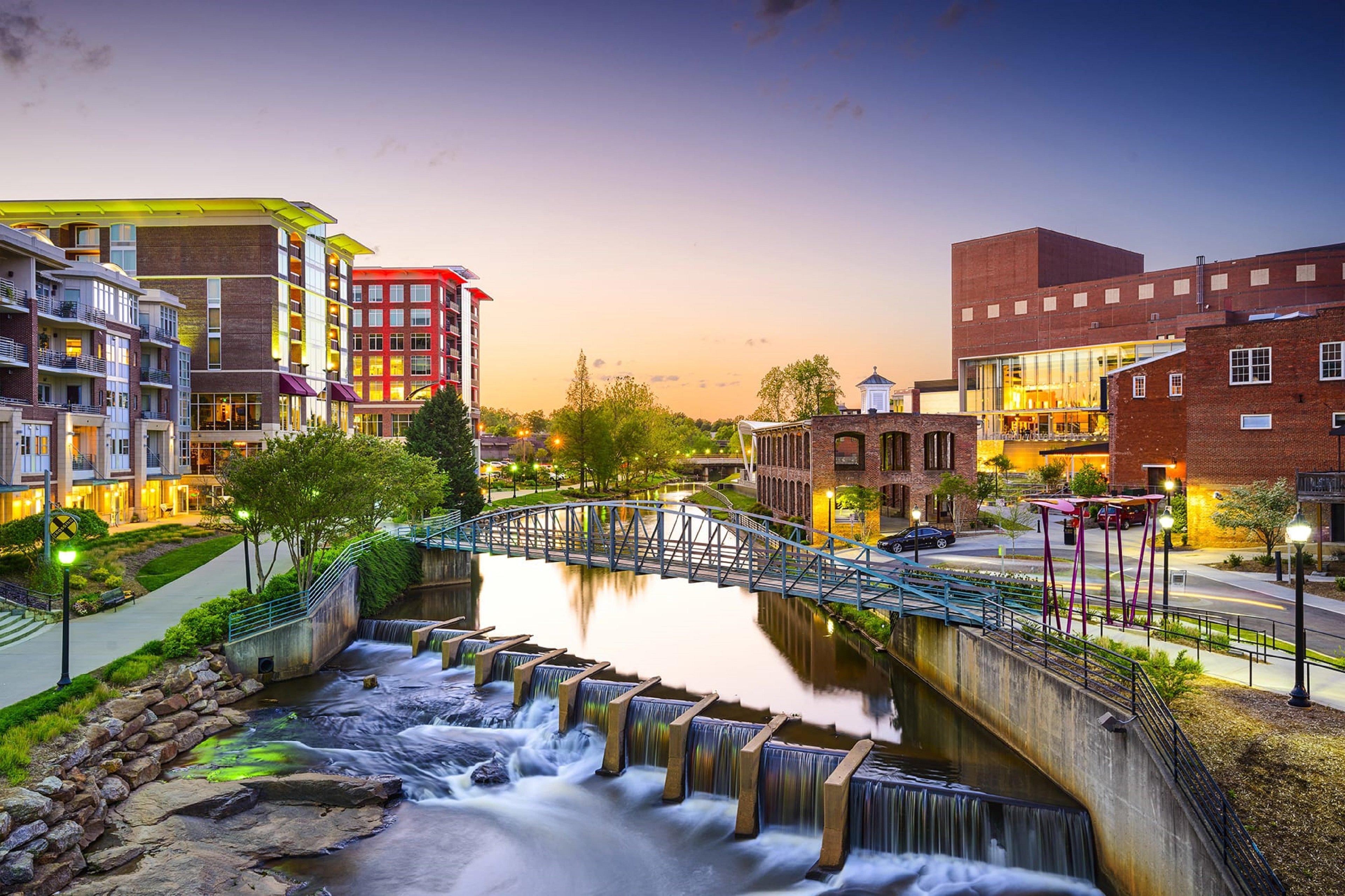 Holiday Inn Express & Suites Greenville-Downtown By Ihg Buitenkant foto