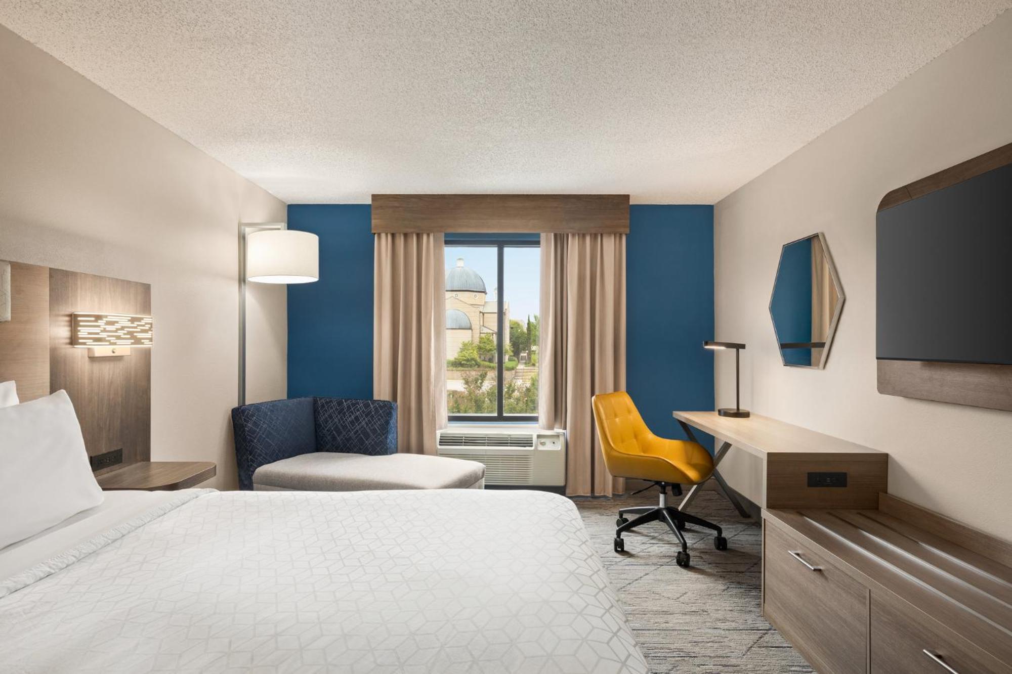 Holiday Inn Express & Suites Greenville-Downtown By Ihg Buitenkant foto