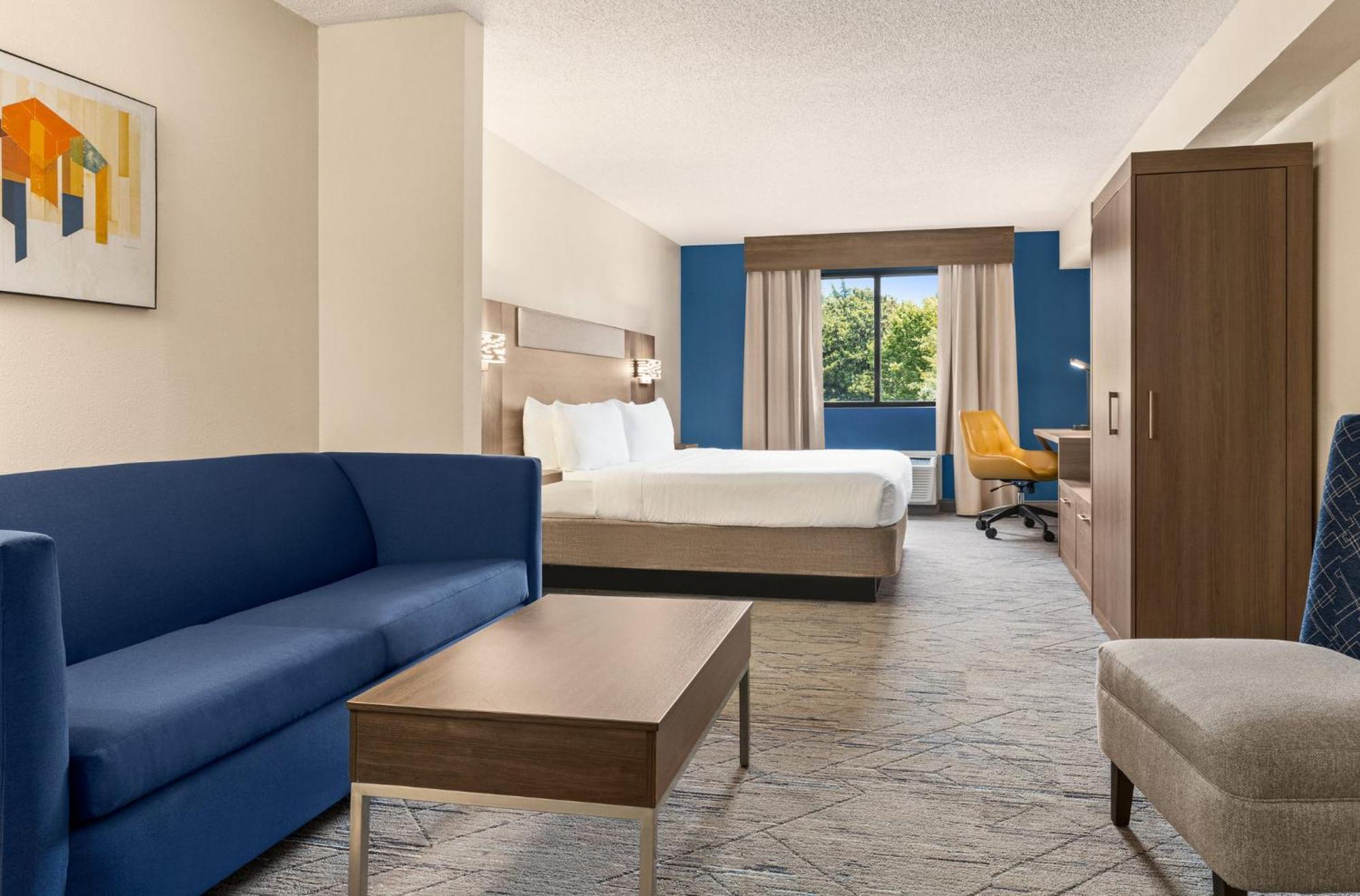 Holiday Inn Express & Suites Greenville-Downtown By Ihg Buitenkant foto